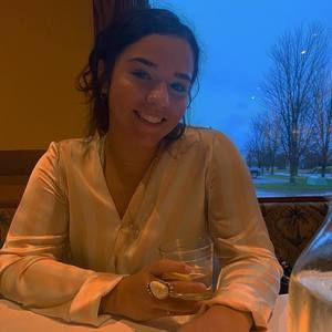 Meet your Posher, Ava